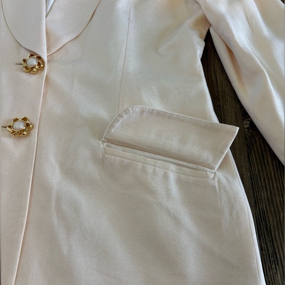 Private Label By Events Silk Single-Breasted Cream Blazer Size 12 Ornate Buttons - Picture 15 of 15